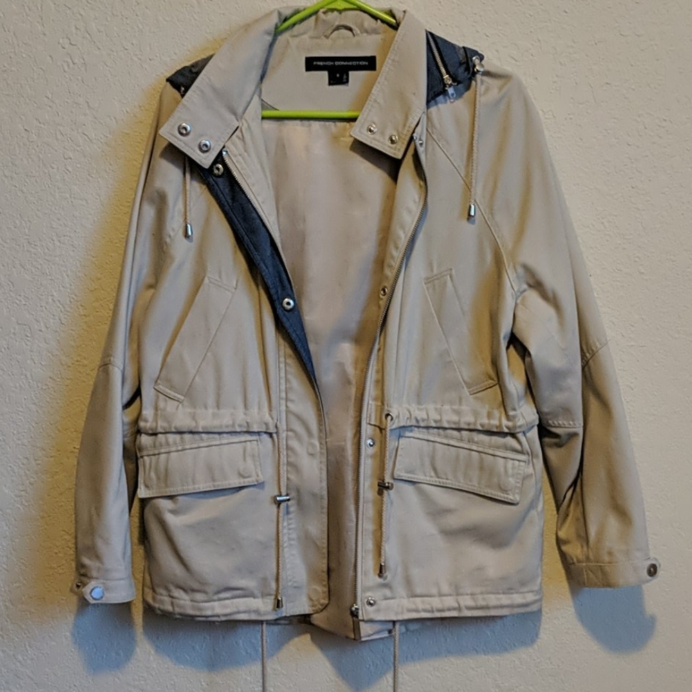 Soft conditioned anorak jacket BIG POCKETS!